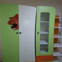 2 عدد تخت کمد میز فروش یکجا