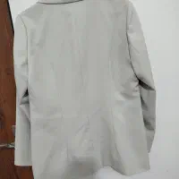 کت کرم بارونی طوسی|لباس|رشت, یخسازی|دیوار