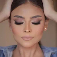 استخدام عکاس و ادیتور میکاپ