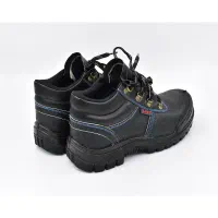 کفش کار سایز ۴۲|کیف، کفش، کمربند|قم, قلعه عموحسین|دیوار