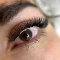اکستنشن مژه /لیفت مژه و ابرو
