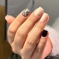 ترمیم ناخن400کاشت ناخن 5۵۰