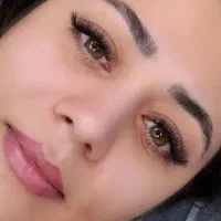 اکستنشن مژه کاشت مژه و لیفت مژه و ابرو