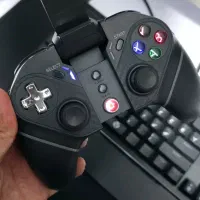 دسته بازی بی سیم کامپیوتر و موبایل