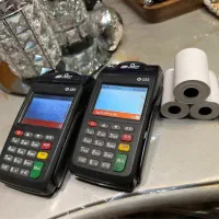 پیشخوان و۳عددکارتخوان در حد برای دفتر کم کار کرد