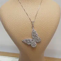 پلاک و زنجیر نقره ظریف و زیبا با آبکاری طلا سفید