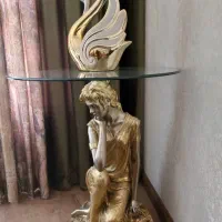 میز دکوری کنار سالن