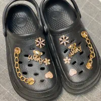 کراکس زنانه