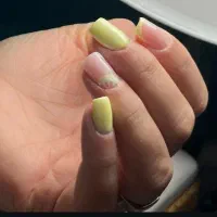 خدمات کاشت ناخون