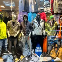 فروشنده پوشاک