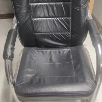 دو عدد صندلی انتظار