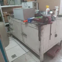 میزکار آهنی