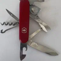 چاقو همه کاره|کوهنوردی و کمپینگ|تهران, آبشار تهران (دریاچه)|دیوار