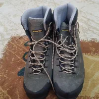 کفش کوهنوردی قارتال مدل بی ۲