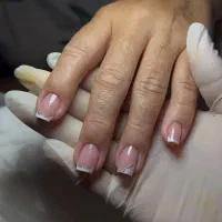 قیمت ویژه آموزش کاشت ناخن