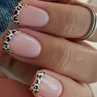 کاشت ناخن|خدمات آرایشگری و زیبایی|کرج, کوی مدرس|دیوار