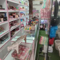 فروش ویترین ک تمام لوازم ارایشی بهداشتی در حد نو|فروشگاه و مغازه|قرچک, مهدیه|دیوار