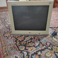 مانیتور الجی سالم