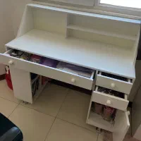 میز تحریر فوق العاده جادار به  همراه صندلی رایگان|میز تحریر و کامپیوتر|ری, شهرری|دیوار