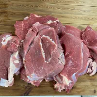 پخش گوشت گوساله ( تیکه گوشت و خرده گوشت) چرخ کرده|خوردنی و آشامیدنی|تهران, سعادت‌آباد|دیوار