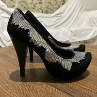 پاشنه بلند و بوت زنانه|کیف، کفش، کمربند|بومهن, |دیوار