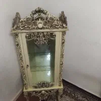 بوفه چوبی سفید گلکاری شده شیک و تمیز