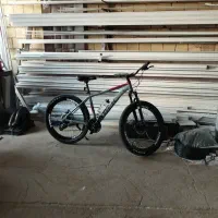 دوچرخه trek one|دوچرخه، اسکیت، اسکوتر|ایجرود, |دیوار