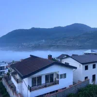 ویلاییلاقی اگ شرایطش رو بدونی ی لحظه صبر نمیکنی