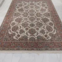 فرش ۹متری کاملا سالم