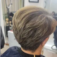 کوتاهی|خدمات آرایشگری و زیبایی|مشهد, دانشجو|دیوار