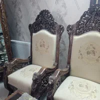 مبل سلطنتی ۹ نفره ومیز ناهار خوری ۸ نفره|مبلمان خانگی و میز عسلی|اصفهان, بهارستان (مخابرات)|دیوار