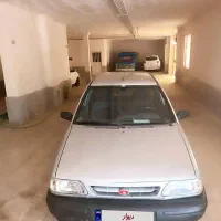 مدل 90 یک گلگیر نصف تقریبا رنگ