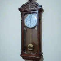 ساعت دیواری موتور تایوانی در حد نو