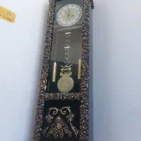 ساعت دیواری ایستاده