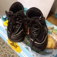 کتونی اسپرت خارجی سایز ۲۴