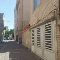 منزل دو طبقه و نیم در حنیف نژاد
