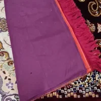 پشتی|پشتی|قم, عربستان|دیوار