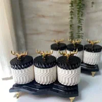 آجیل و شکلات خوری