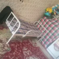 تخت بیمارستانی