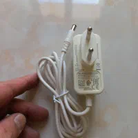 ۱۰۰ عدد اداپتور اصلی و فابریکی مودم‌های LTEو4G|مودم و تجهیزات شبکه|تهران, اسکندری|دیوار