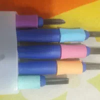 مقار|لوازم التحریر|مشهد, عامل|دیوار