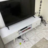 یک دست مبل هشت نفره همراه با سرویس چوب کامل|مبلمان خانگی و میز عسلی|تهران, سلسبیل شمالی|دیوار