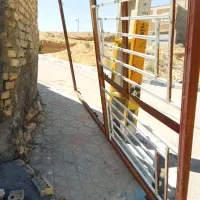 سلام درود درب   مغازه با کاپوت پژو