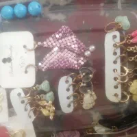 یه سری اکسسوری همراه با وسایل ساخت