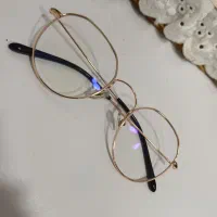 فرم عینک زنانه و دخترانه