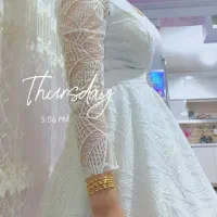 لباس بله برون و عقد شاین دار برجسته