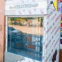 یخچال کبابی چهاردر ویترینی ایستاده فروشگاهی