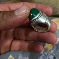 عقیق سبز دومهره دست ساز قدیمی|کلکسیون اشیاء عتیقه|قوچان, |دیوار