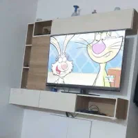 میز تلویزیون دیواری