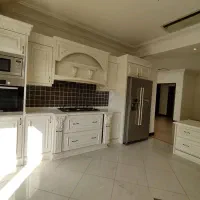 180 متر شاهکار / معماری کلاسیک / در طبقات بالا|اجارهٔ آپارتمان|تهران, زعفرانیه|دیوار